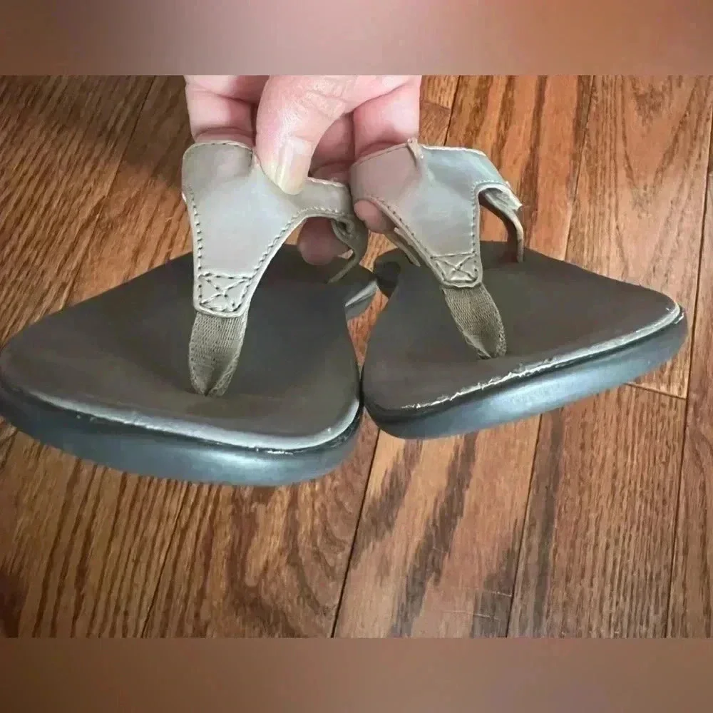 Olukai Eheu Girls sandals shoes flip flop with strap Sz G9